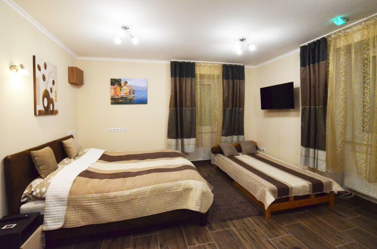 Bathory Apartman Appartement Eger Buitenkant foto